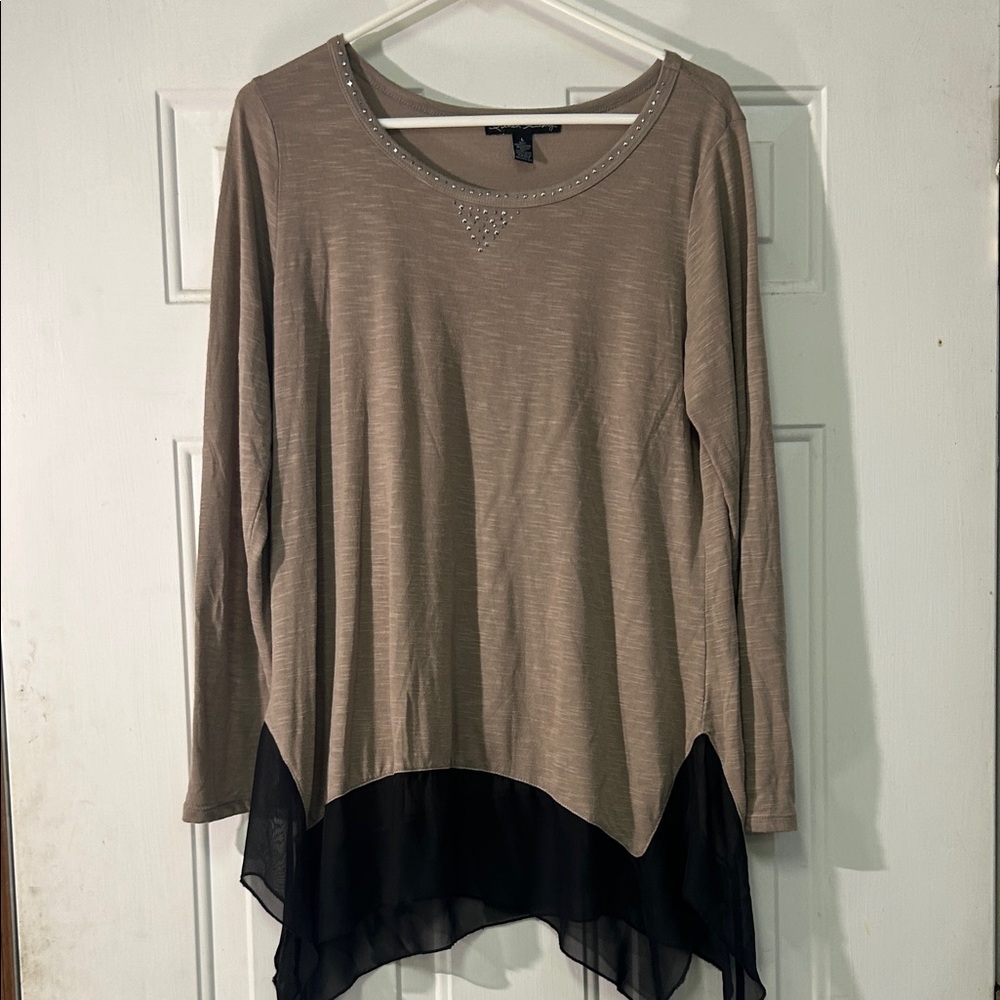 (🔥4 For $20) French Laundry Women’s Large Tan and Black Asymmetrical Tunic